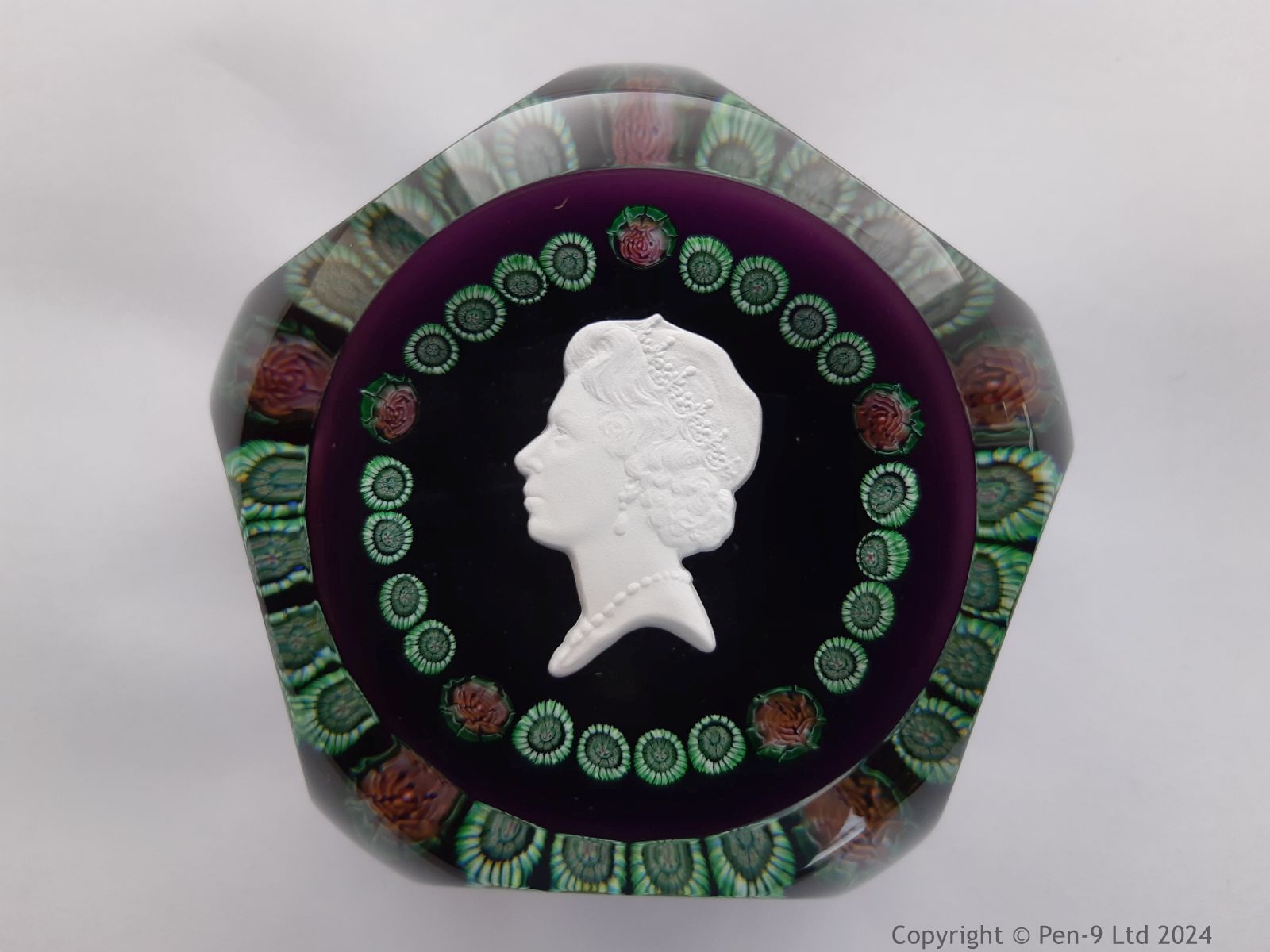 Paperweight Paperweight