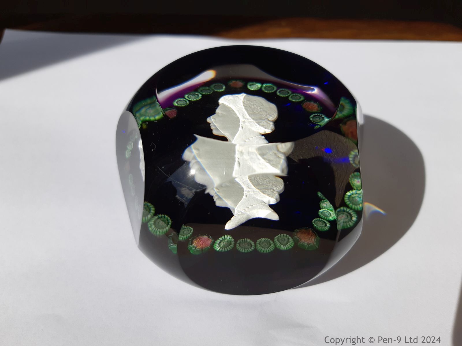 Paperweight Paperweight