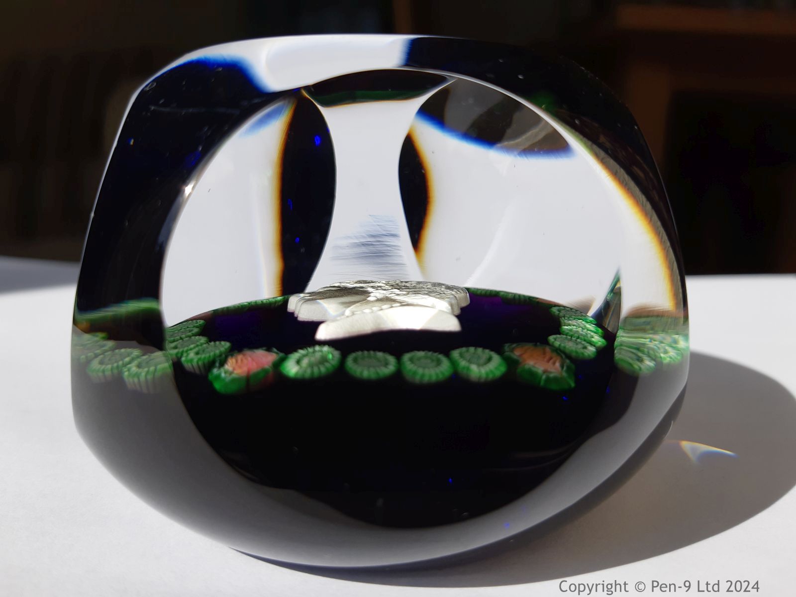 Paperweight Paperweight