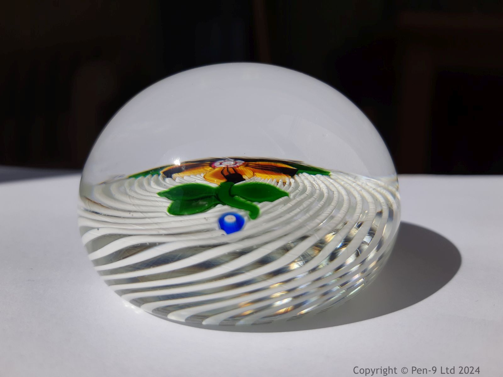 Paperweight Paperweight