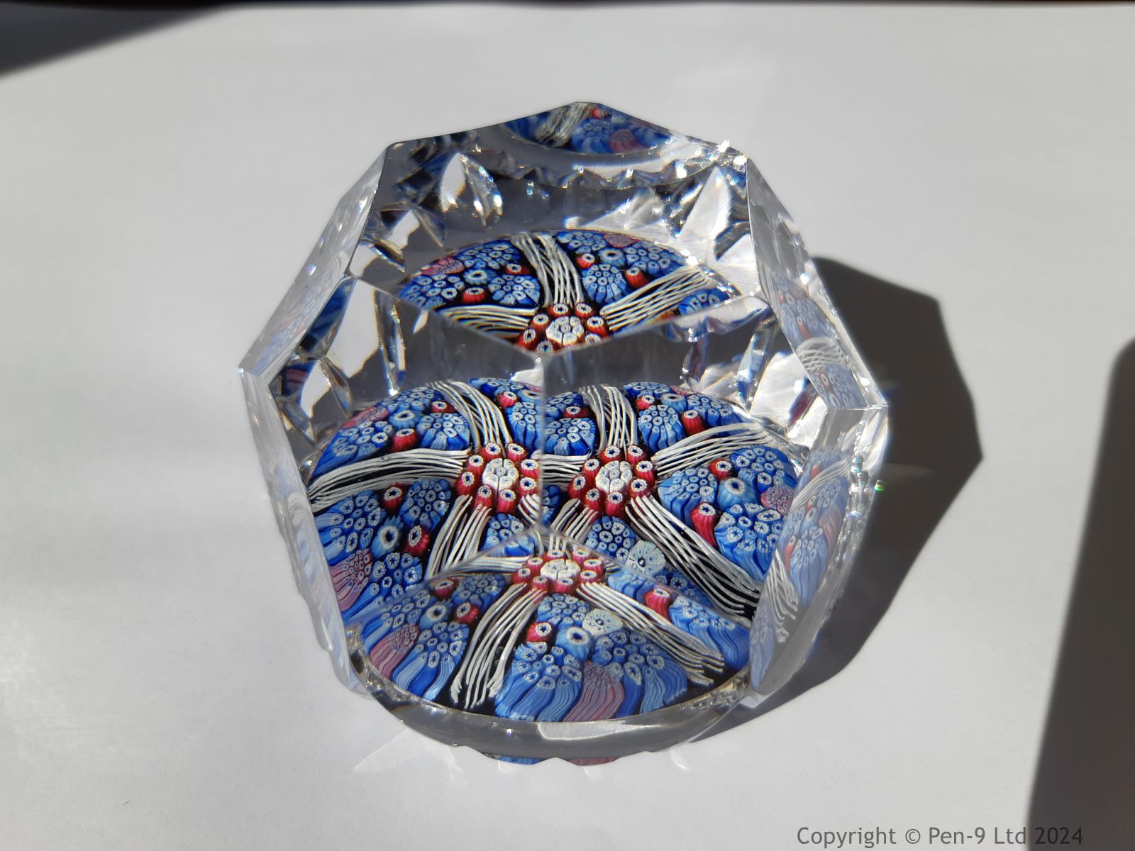 Paperweight Paperweight