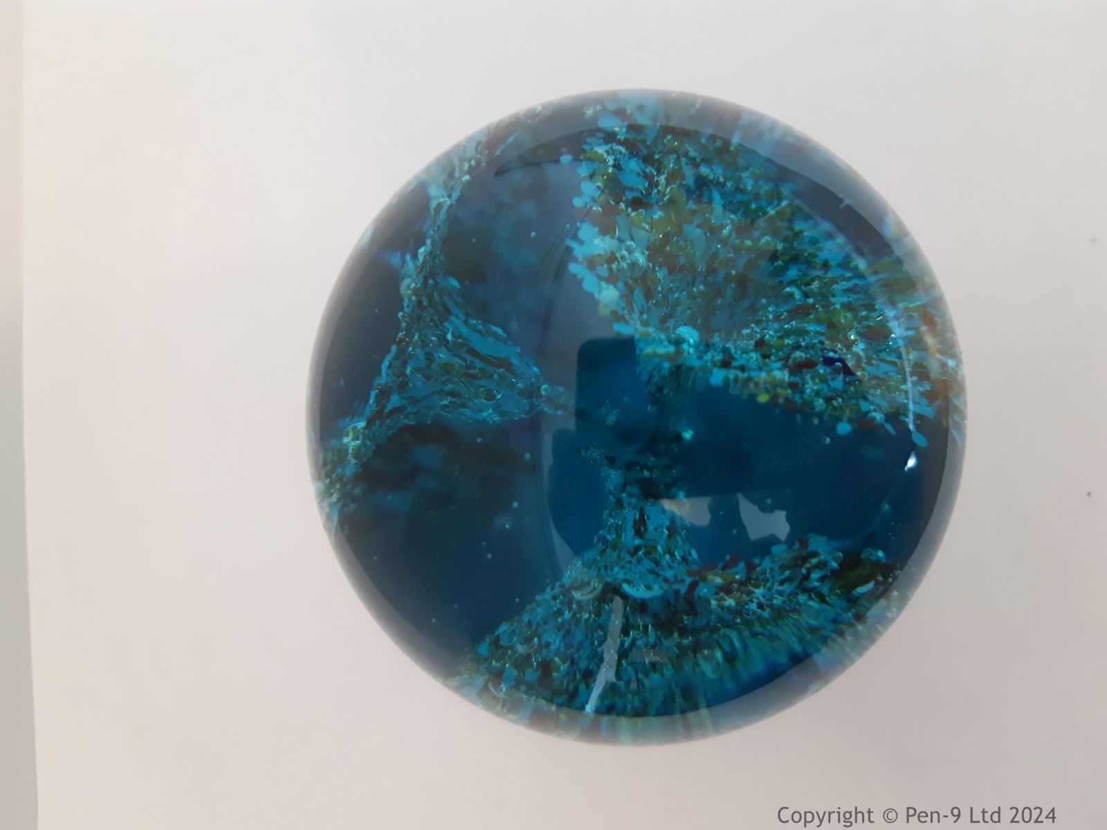 Paperweight Paperweight