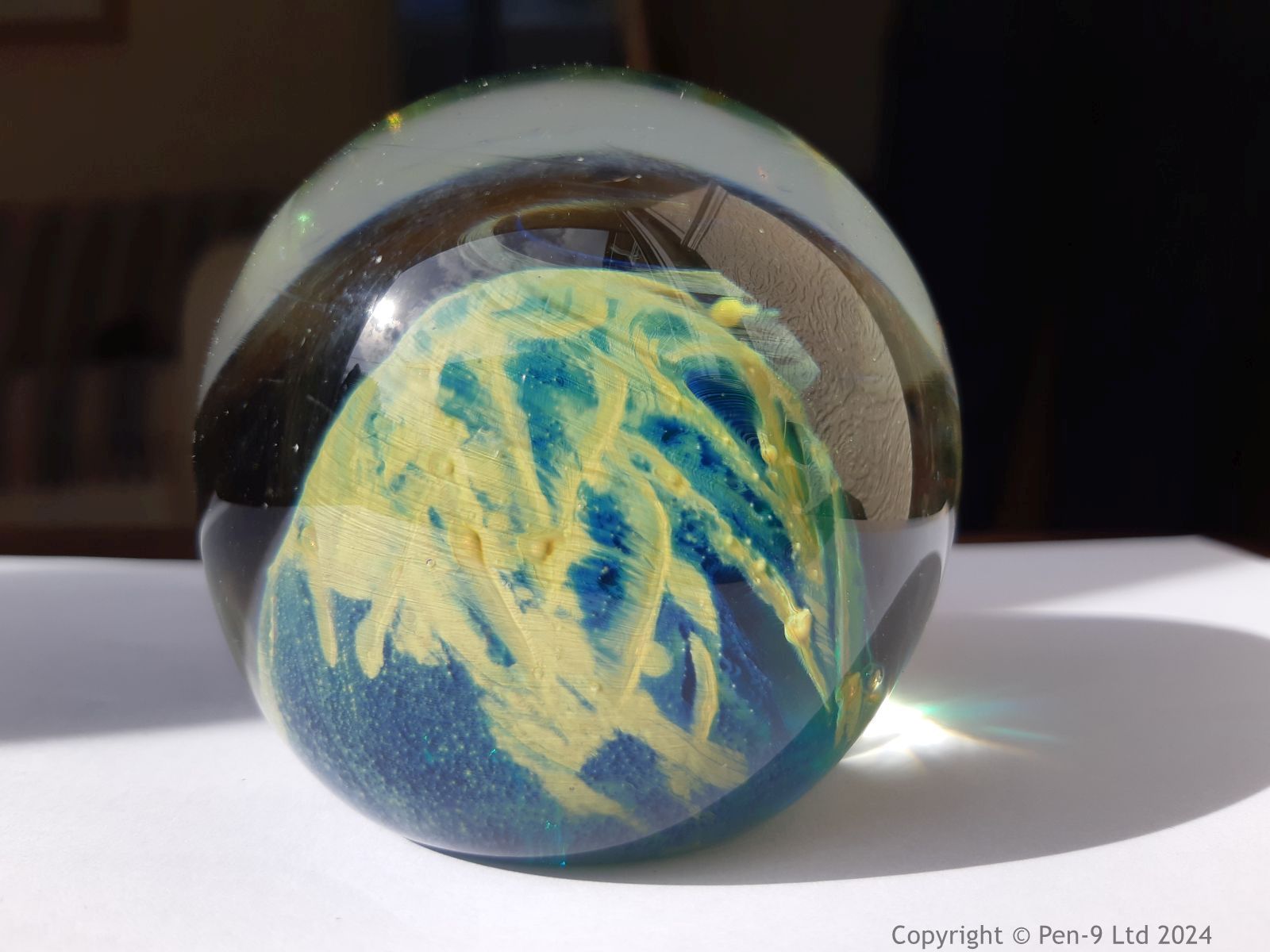 Paperweight Paperweight