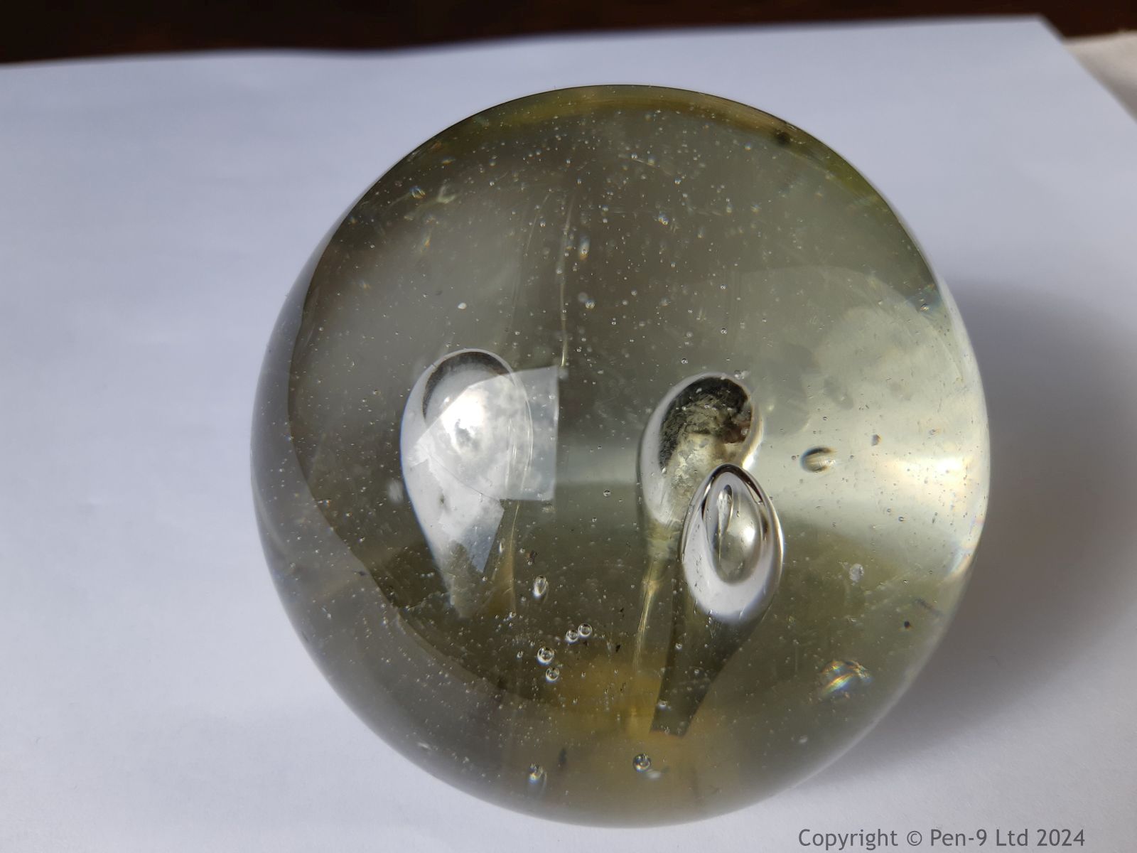 Paperweight Paperweight