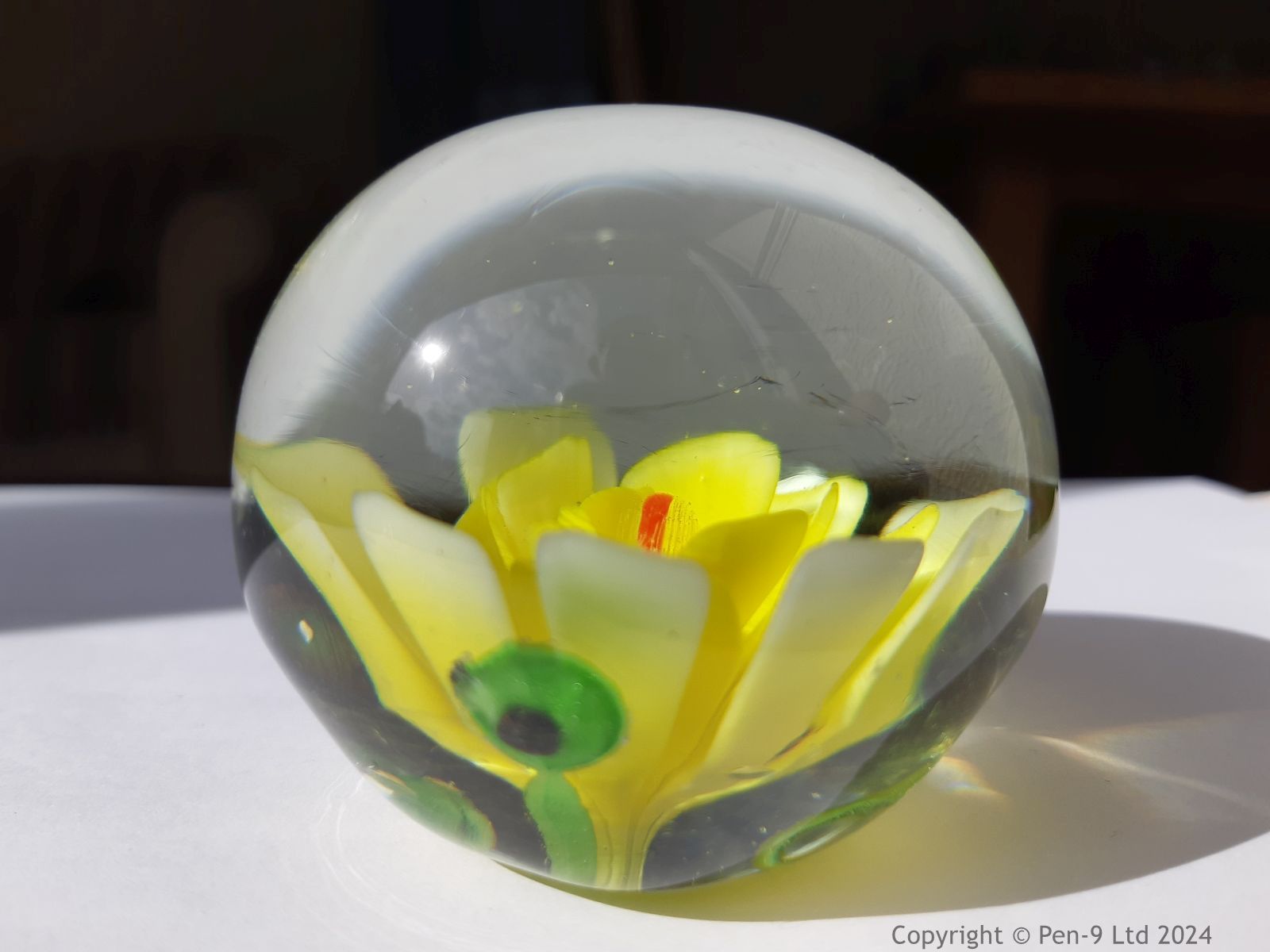 Paperweight Paperweight