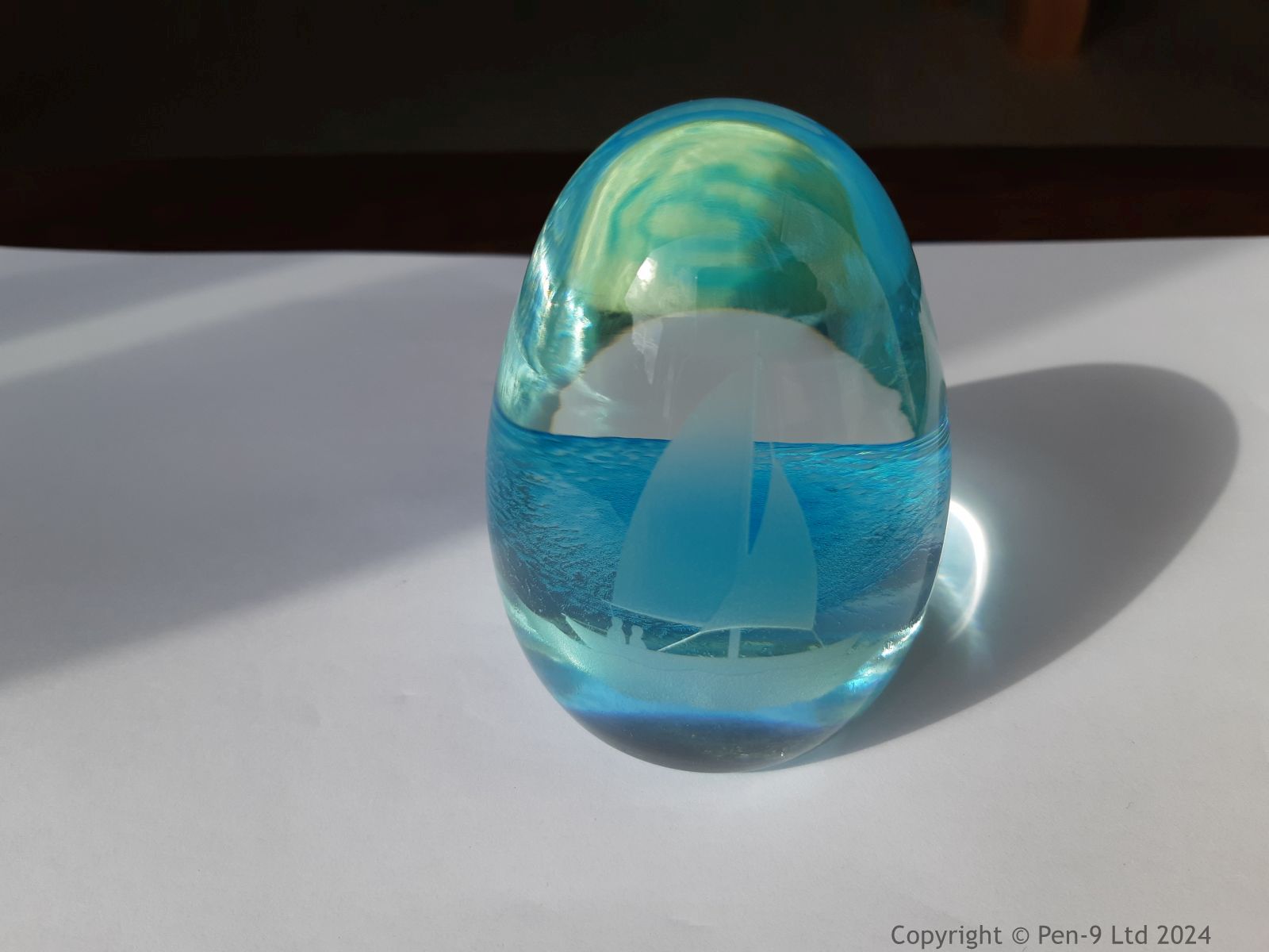 Paperweight Paperweight