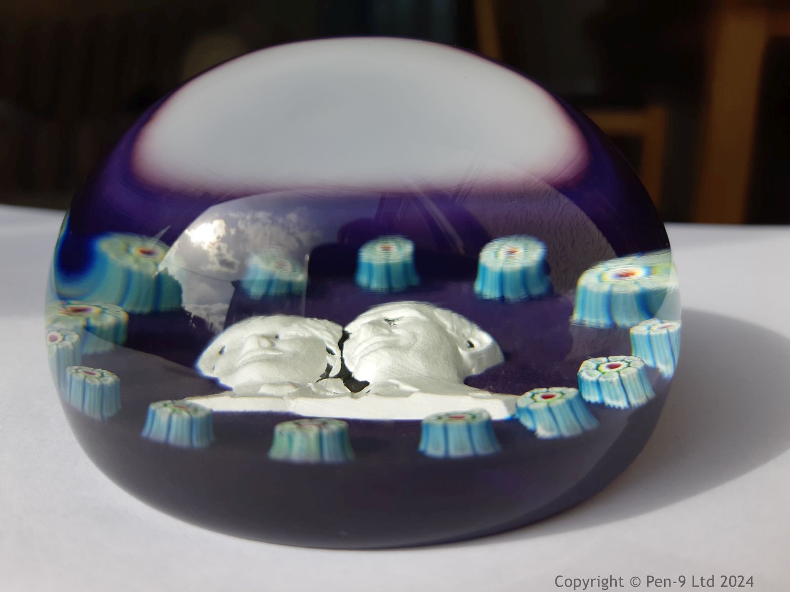 Paperweight Paperweight