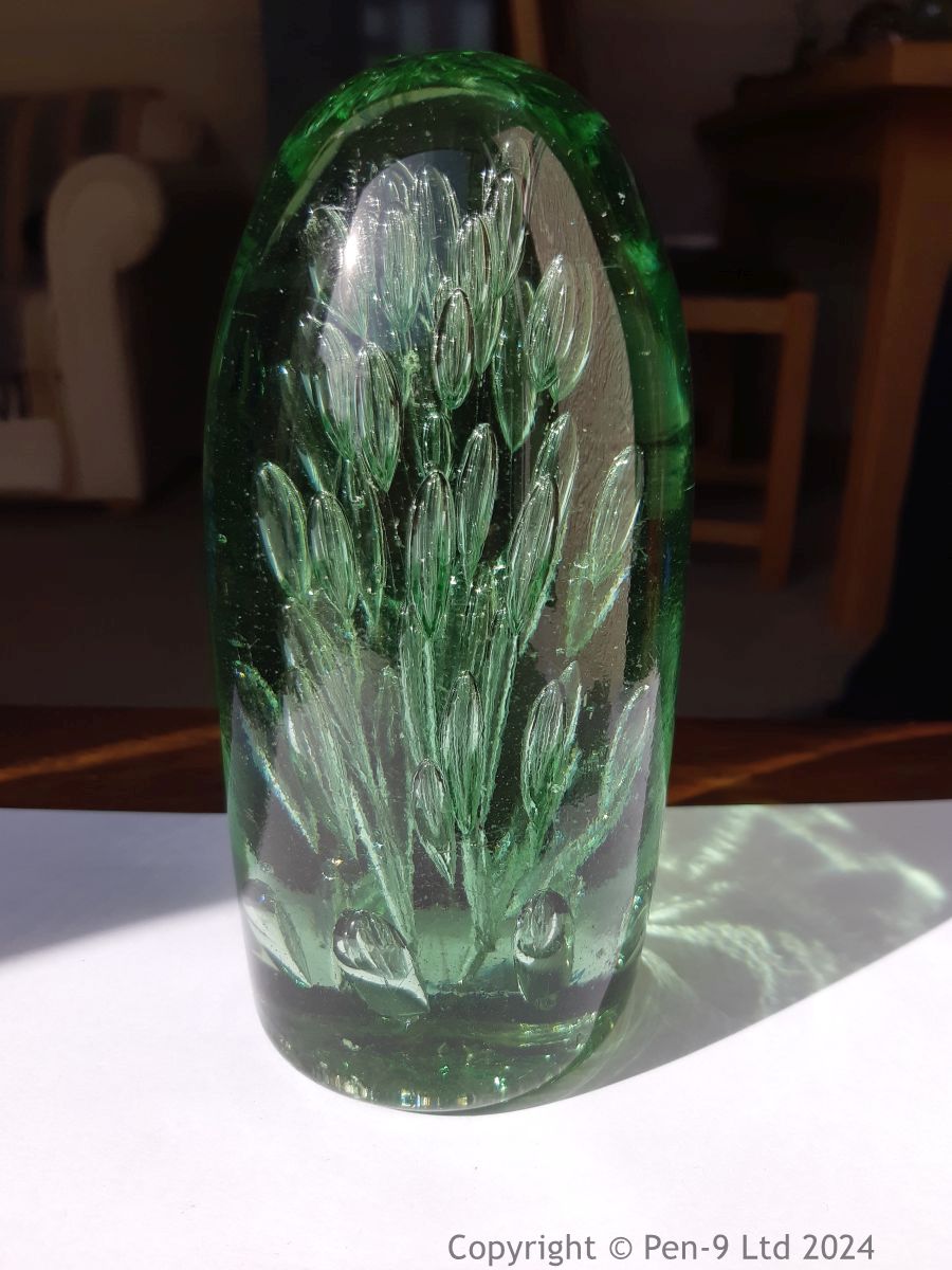 Paperweight Paperweight