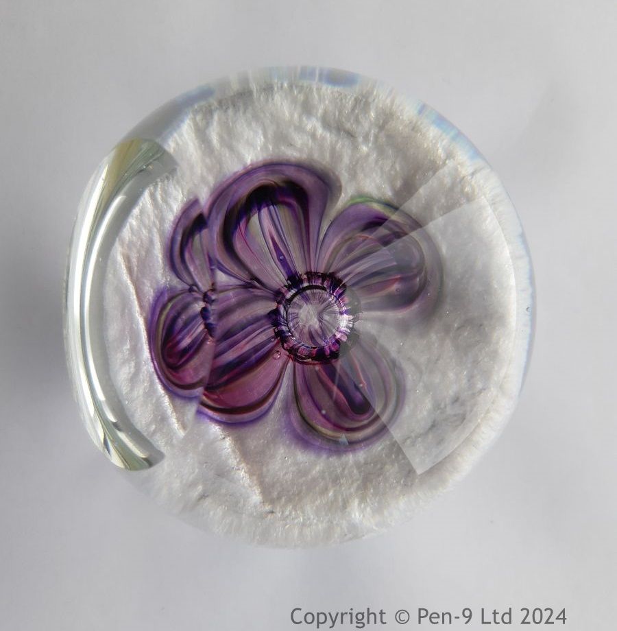 Paperweight Paperweight