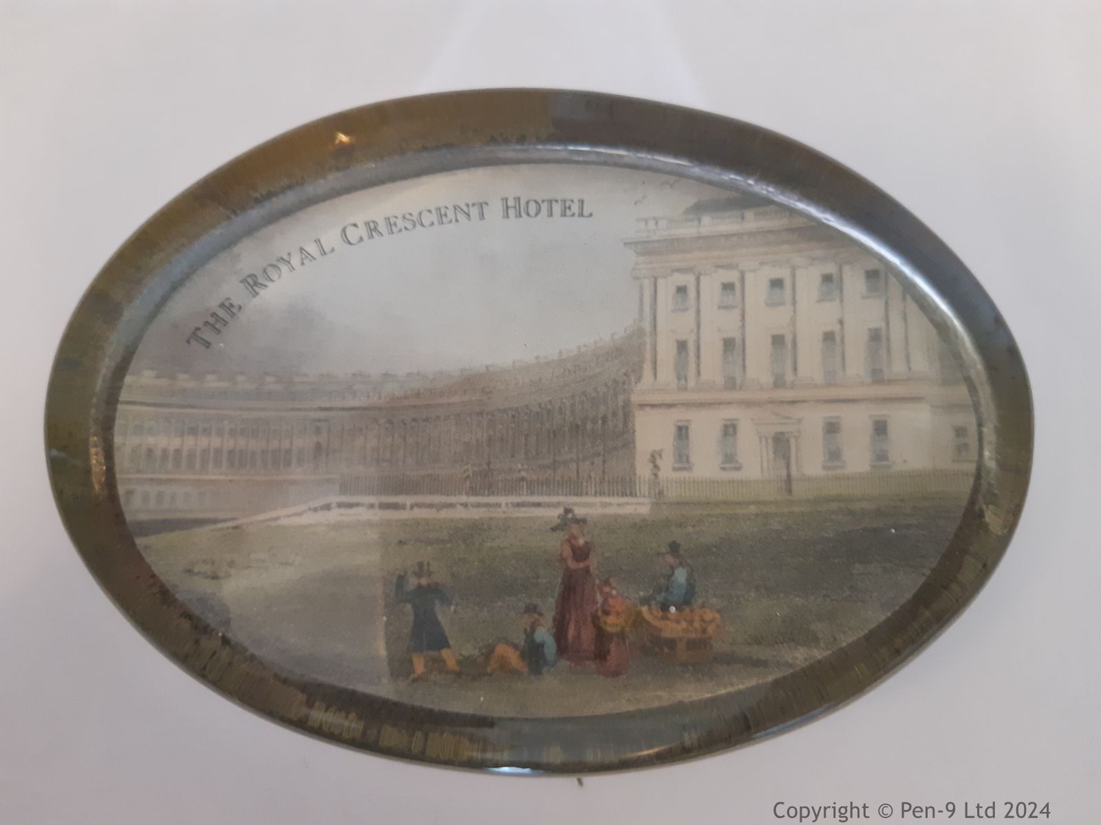 Paperweight Paperweight