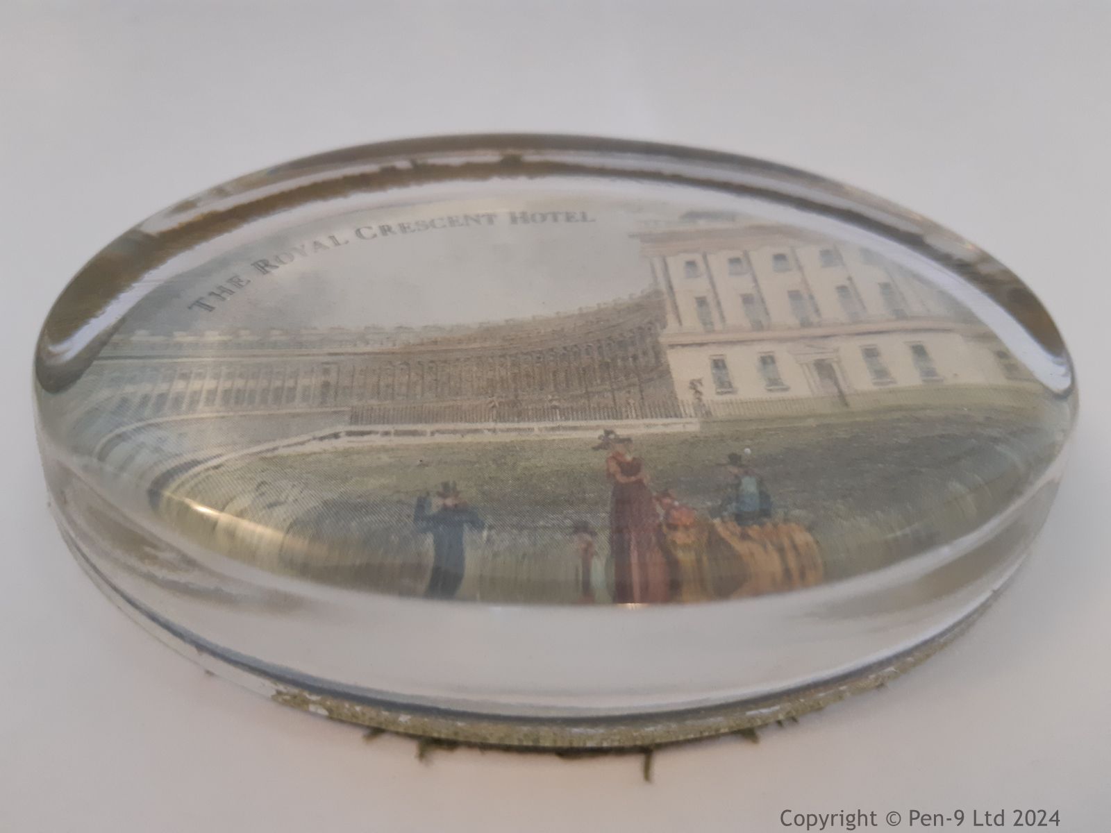 Paperweight Paperweight