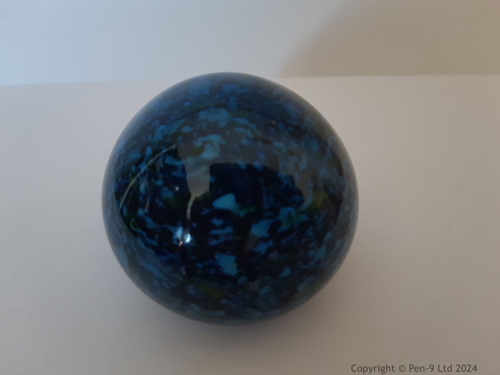 Paperweight Paperweight