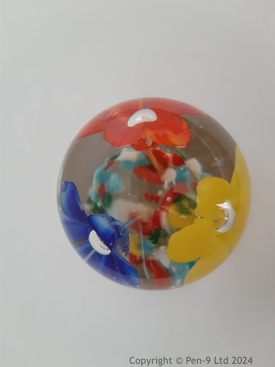 Paperweight Paperweight