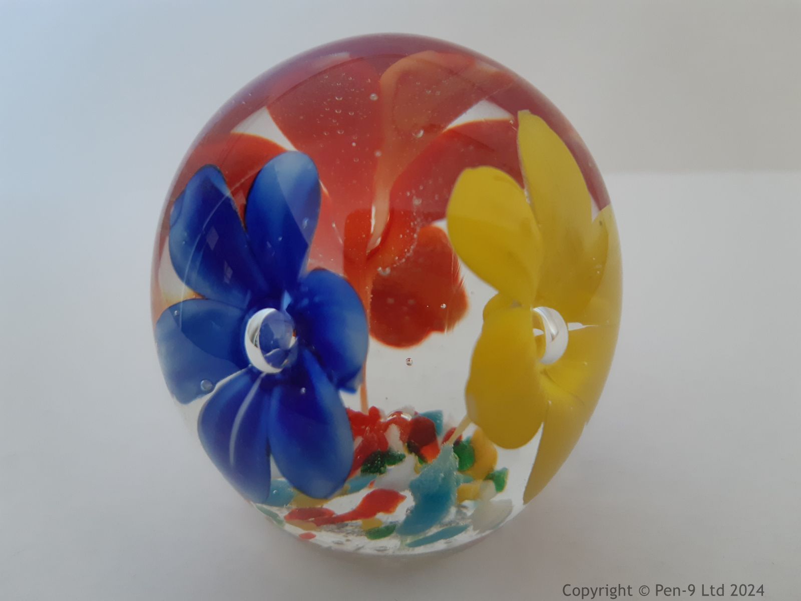 Paperweight Paperweight