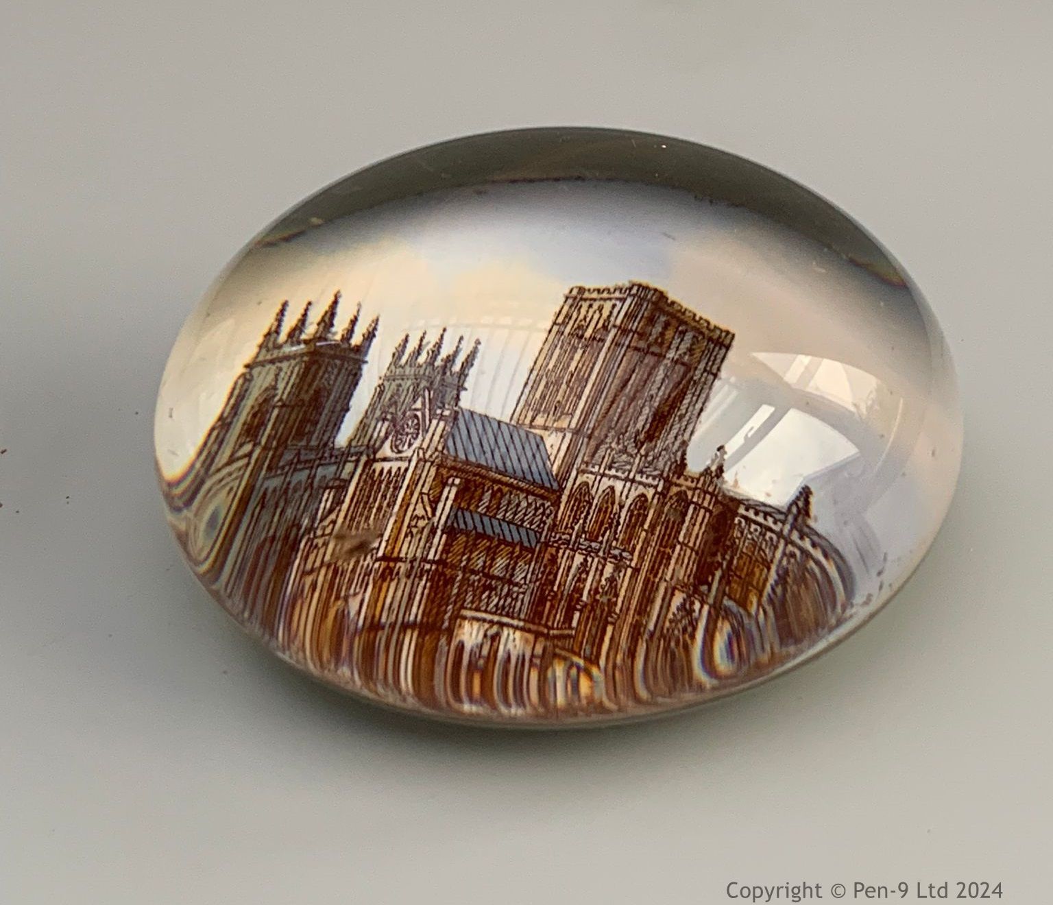 Paperweight Paperweight