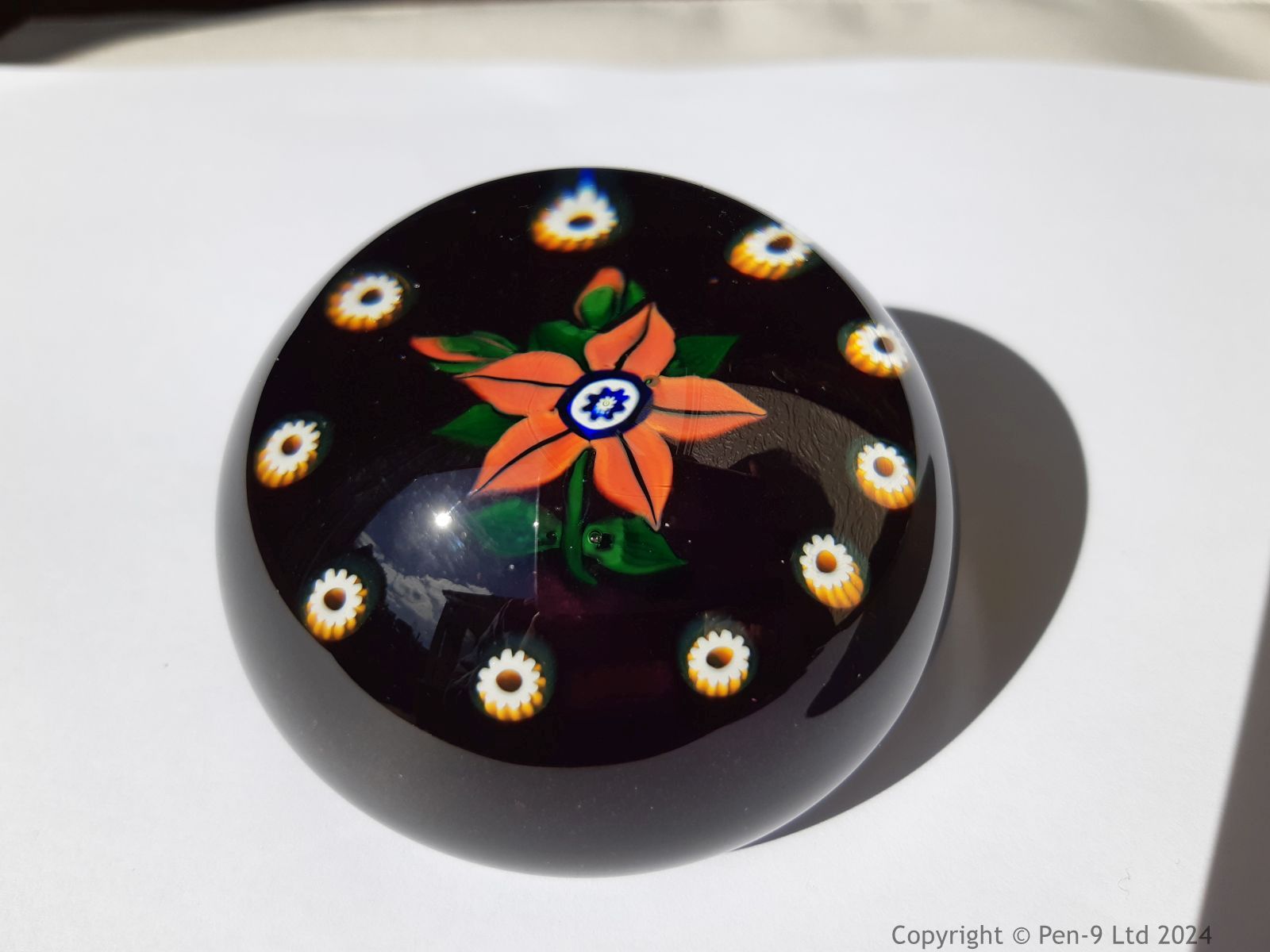 Paperweight Paperweight