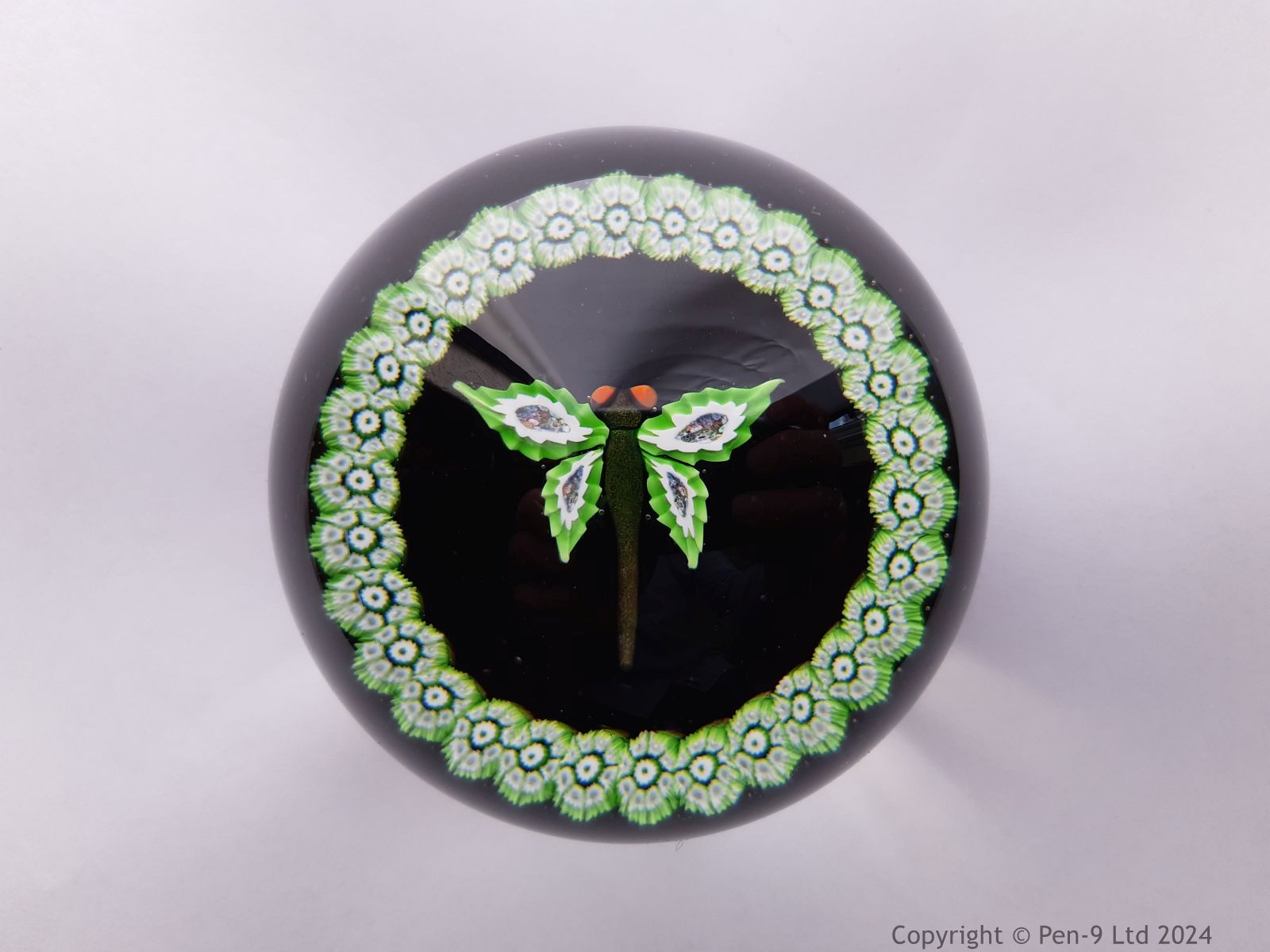 Paperweight Paperweight