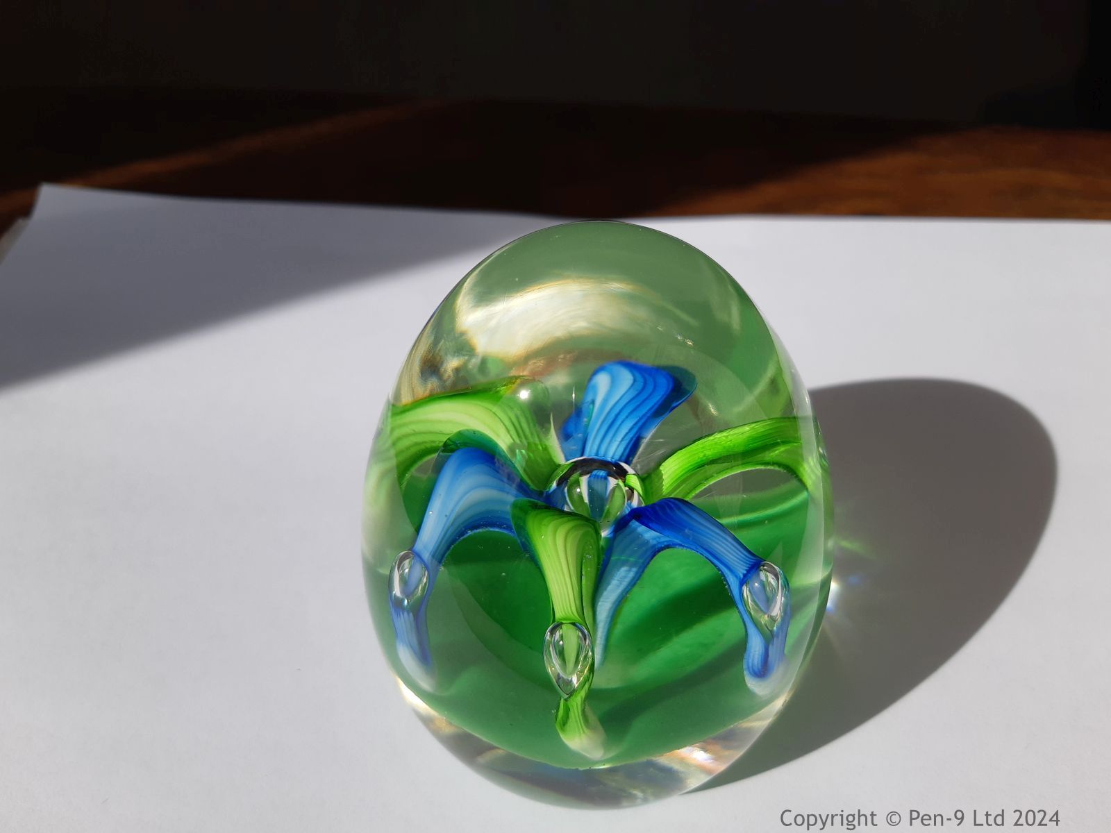 Paperweight Paperweight