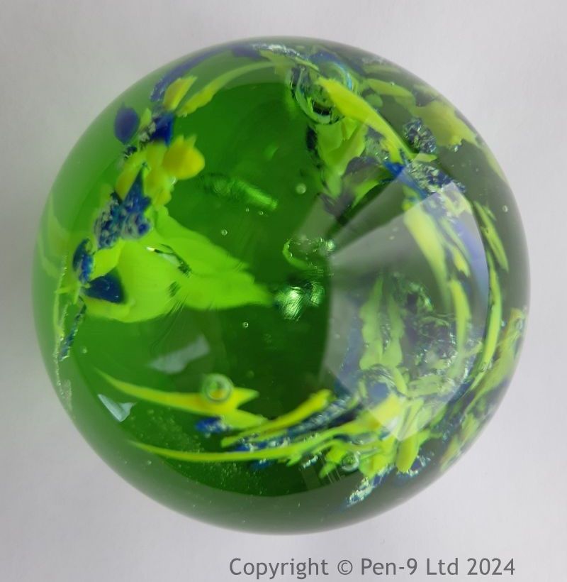 Paperweight Paperweight