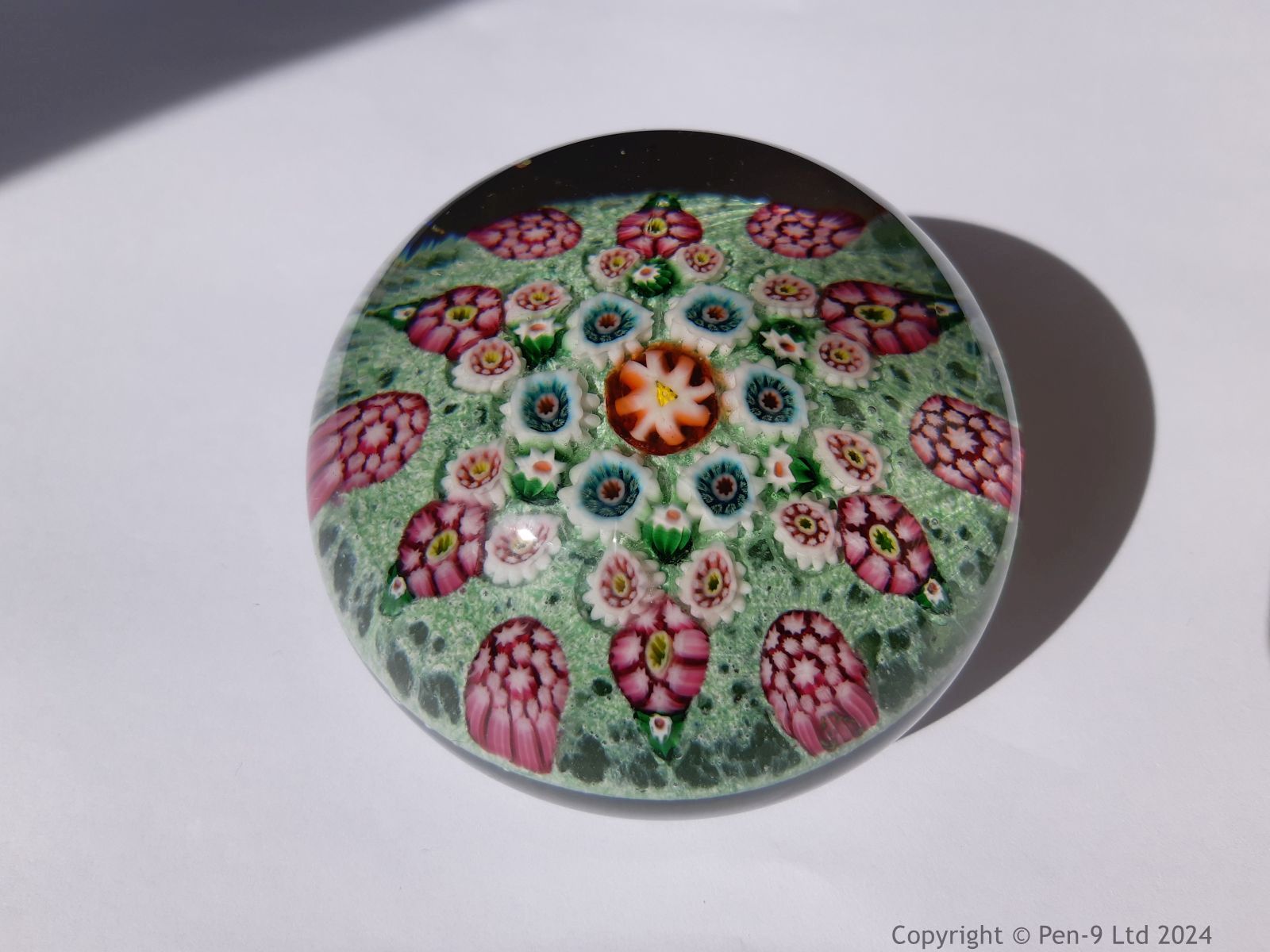 Paperweight Paperweight