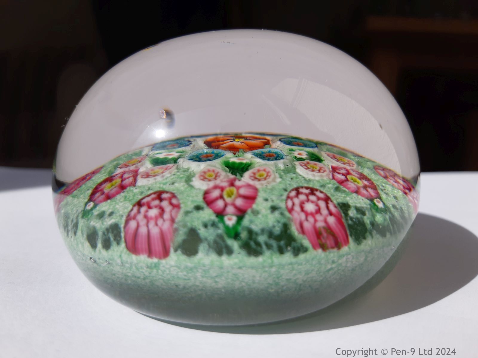 Paperweight Paperweight